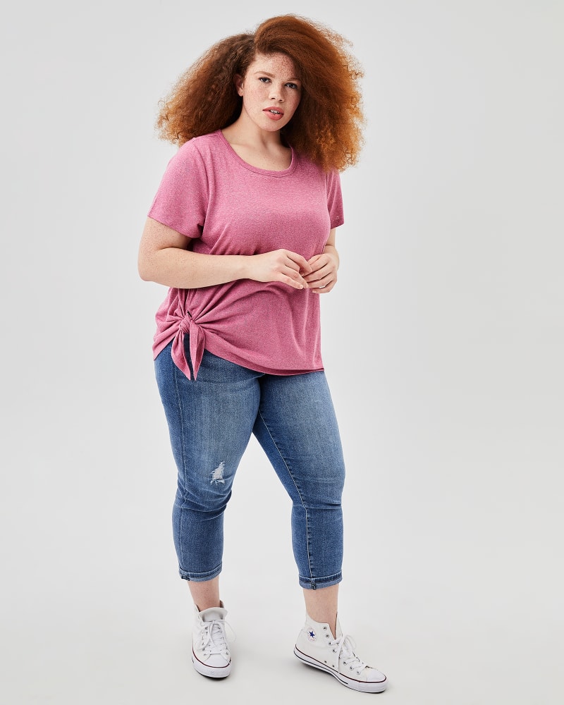 Plus size model with hourglass body shape wearing Beverly Side-Knot Tee by Meri Skye | Dia&Co | dia_product_style_image_id:155824